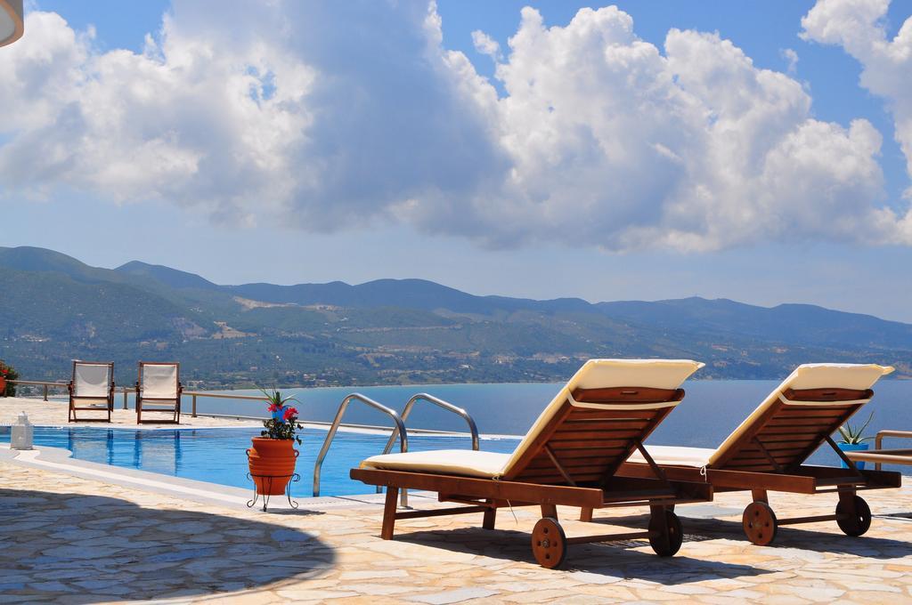 Pyrgos Zante Suites Alykanas  Bagian luar foto