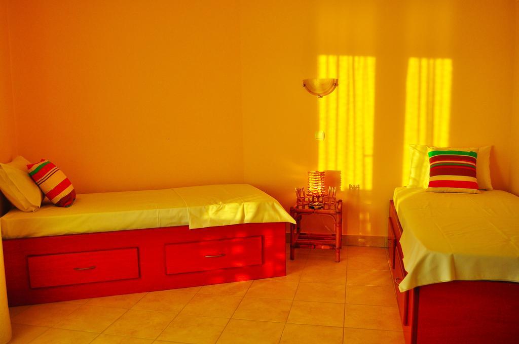 Pyrgos Zante Suites Alykanas  Bagian luar foto
