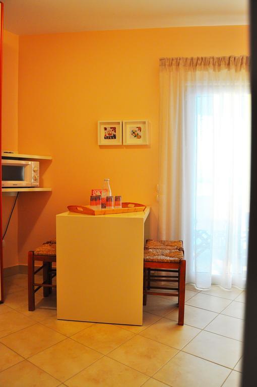 Pyrgos Zante Suites Alykanas  Bagian luar foto